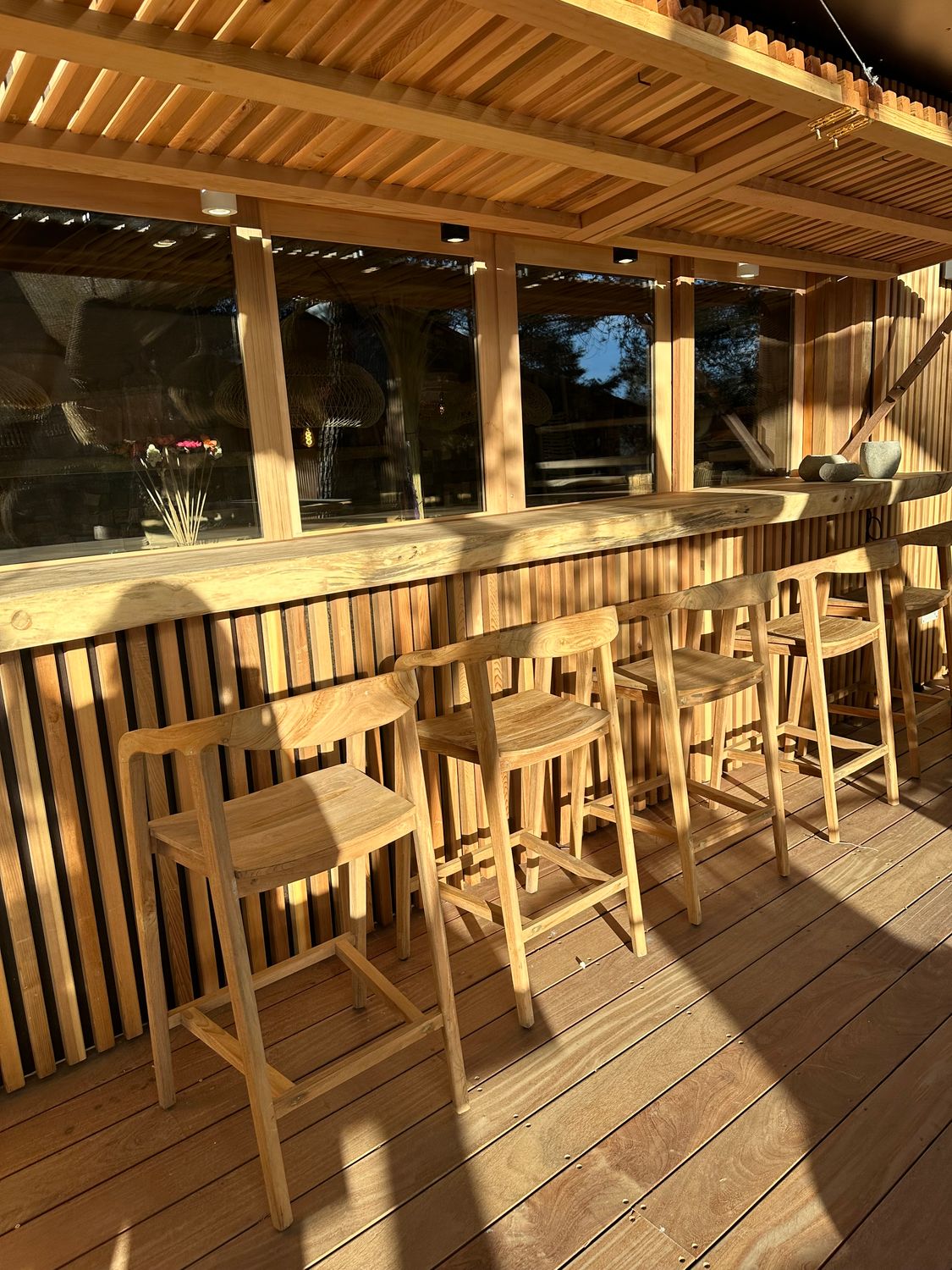 Tabouret haut en teck