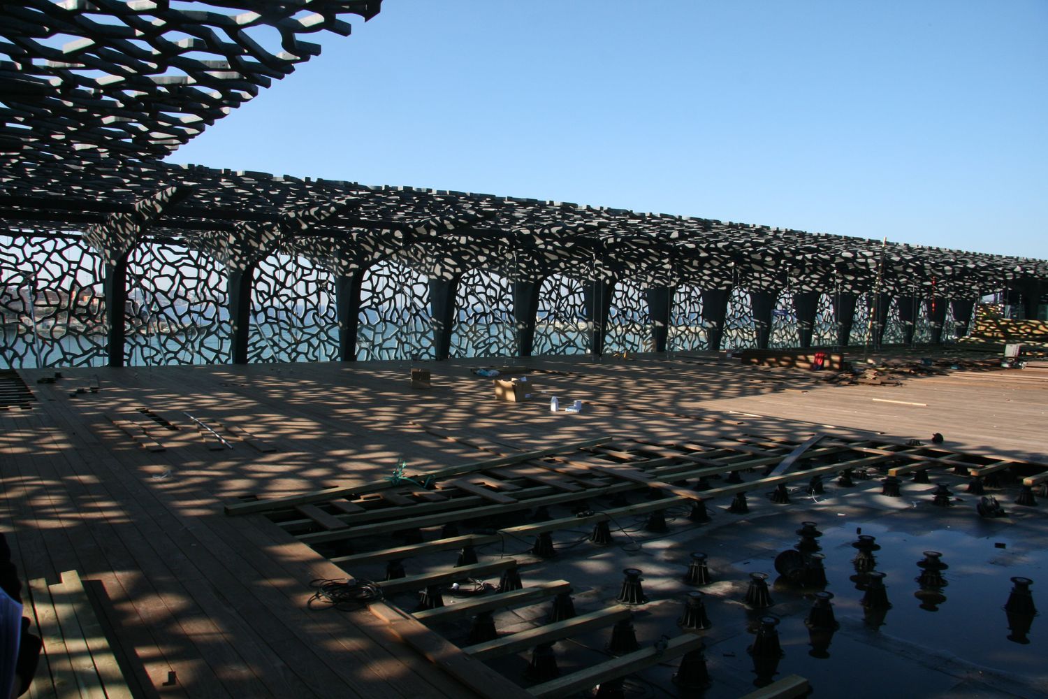 Terrasse ipé Mucem de Marseille