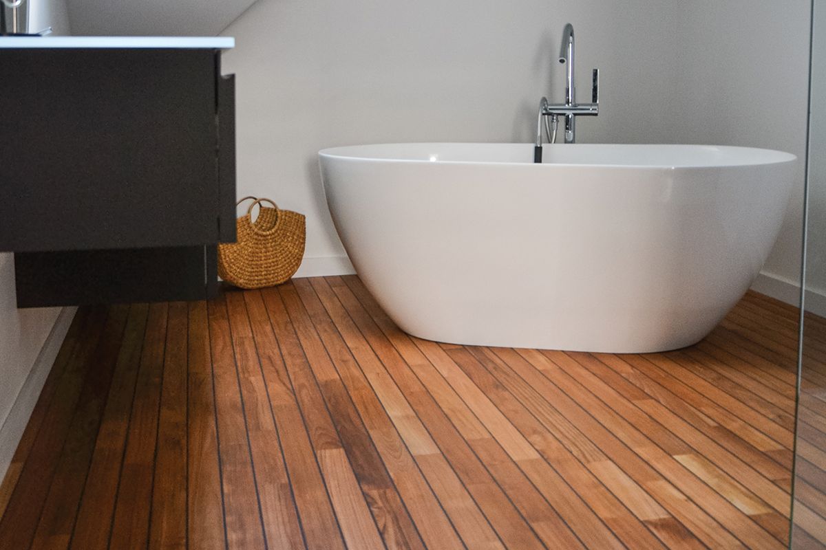 Parquet Salle de Bains Teck (Navylam+)
