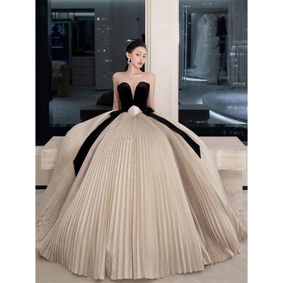 Foreign Trade European And American Hepburn Style Pleated Pettiskirt Bride Toast Dress Banquet Evening Dress Stage Performance Dress Supply Female