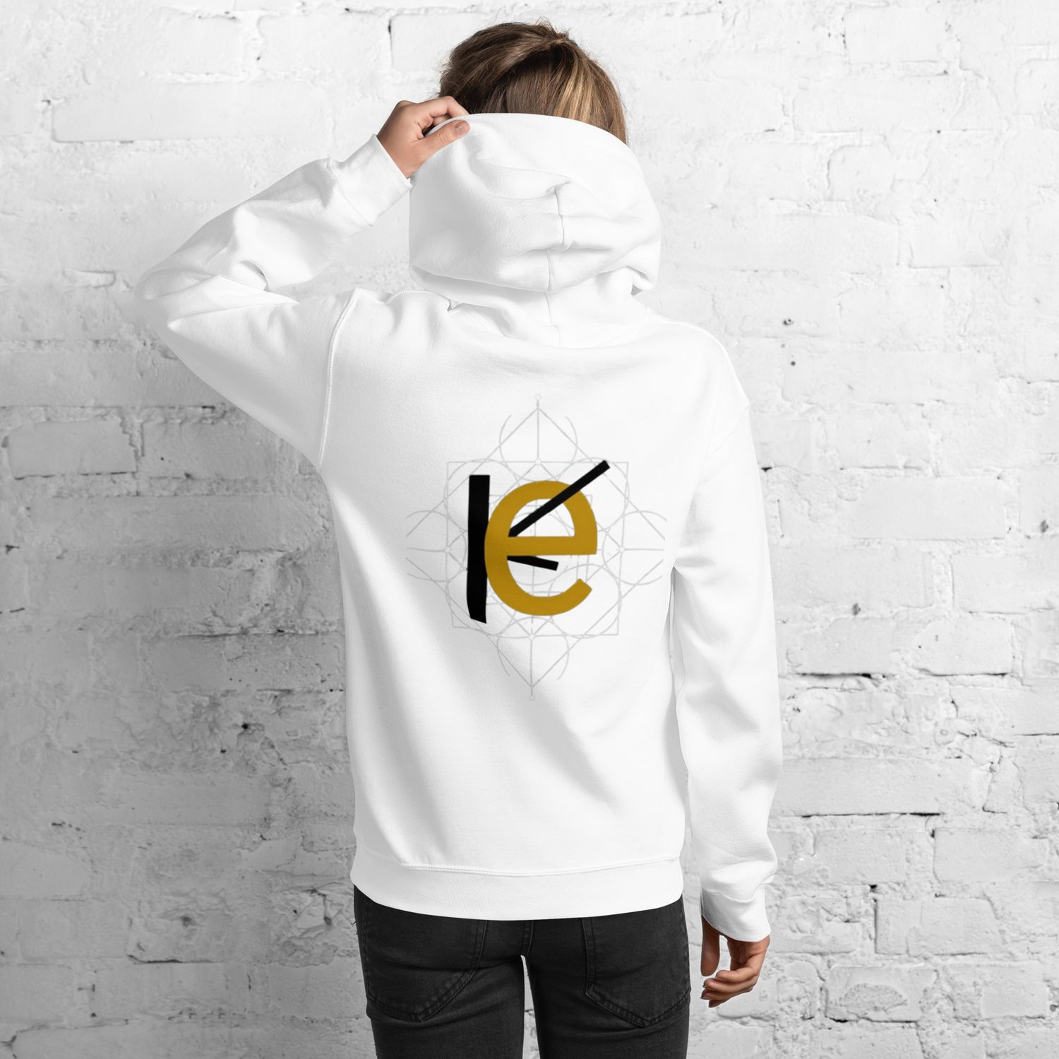 Luhury streetwear  jetzt endeken  hodie von kery2367 