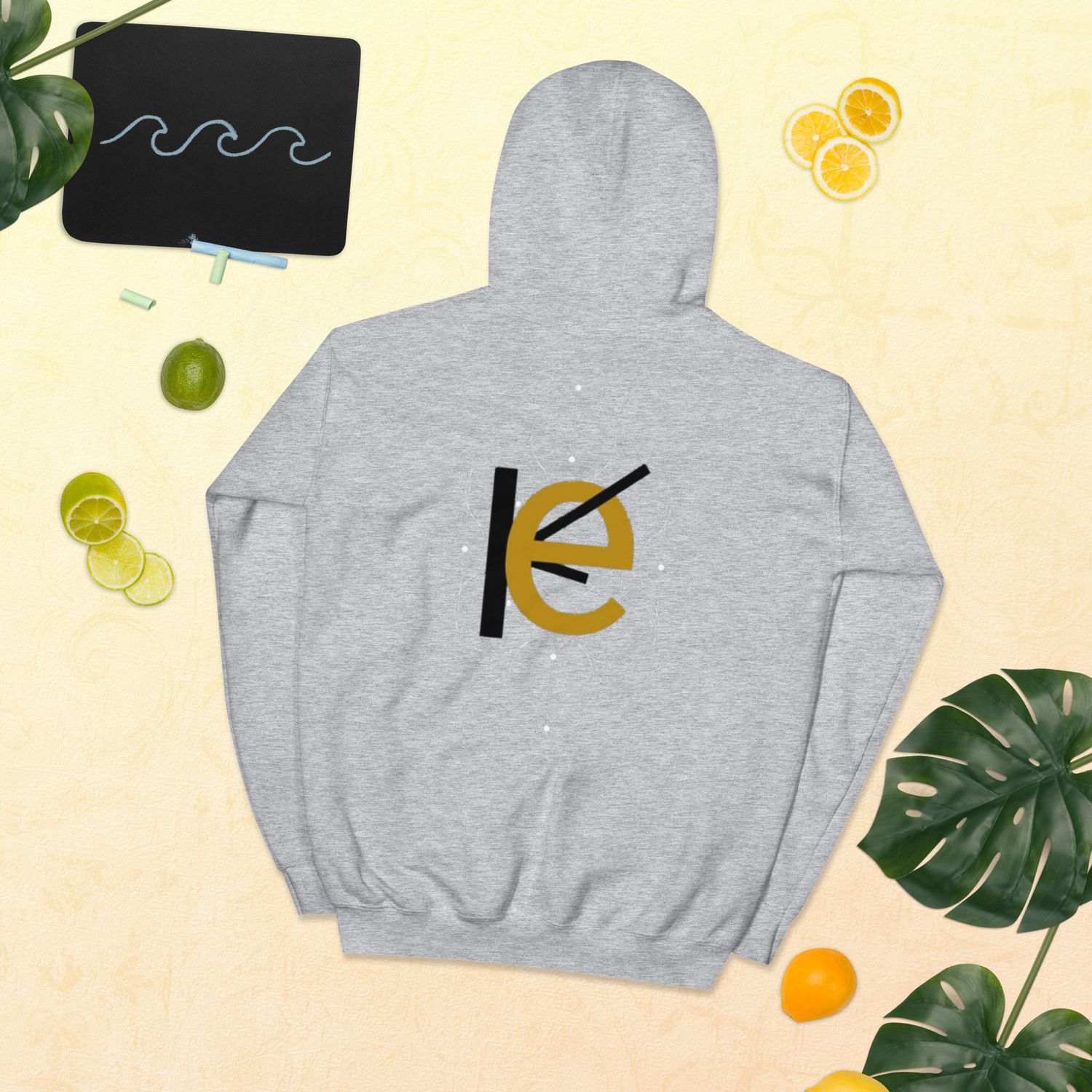 Luhury streetwear  jetzt endeken  hodie von kery2367 