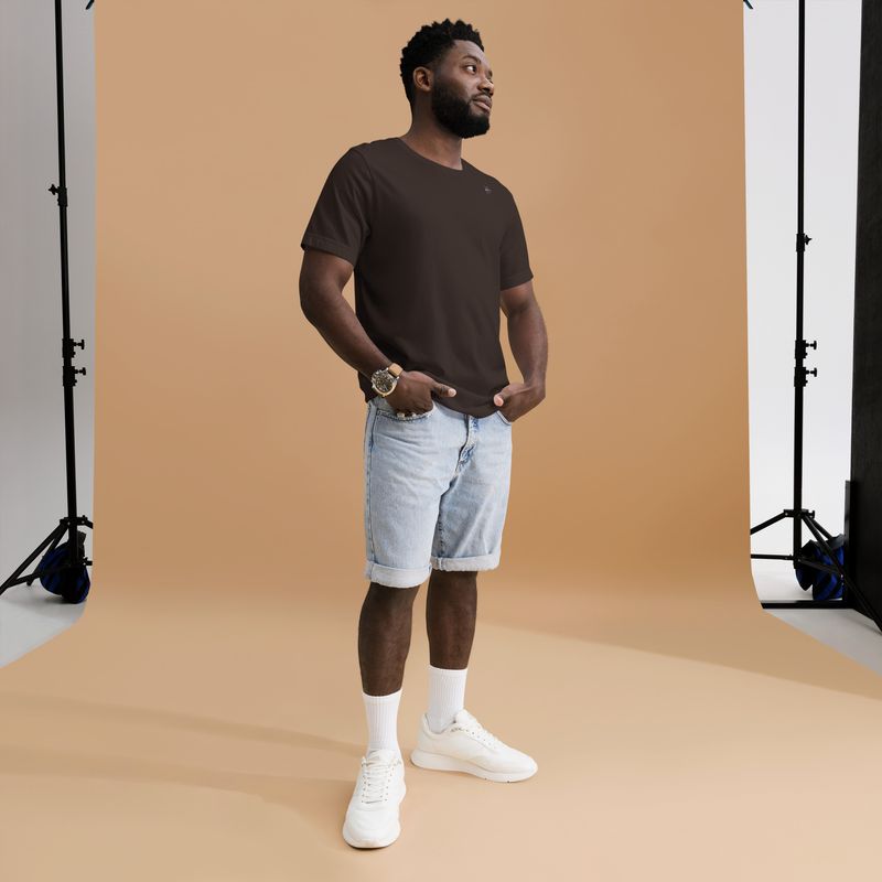 Luxury streetwear-Unisex t-shirt von kery2367