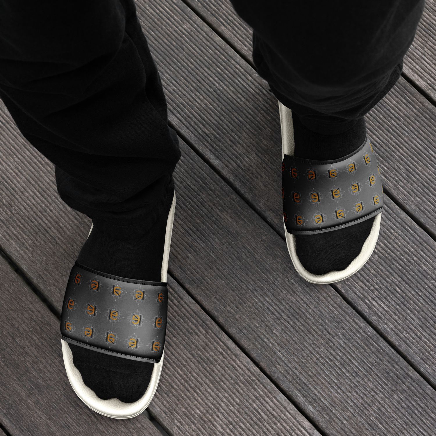 kery2367-herren-slides-fussbett-detail-luxury-streetwear
