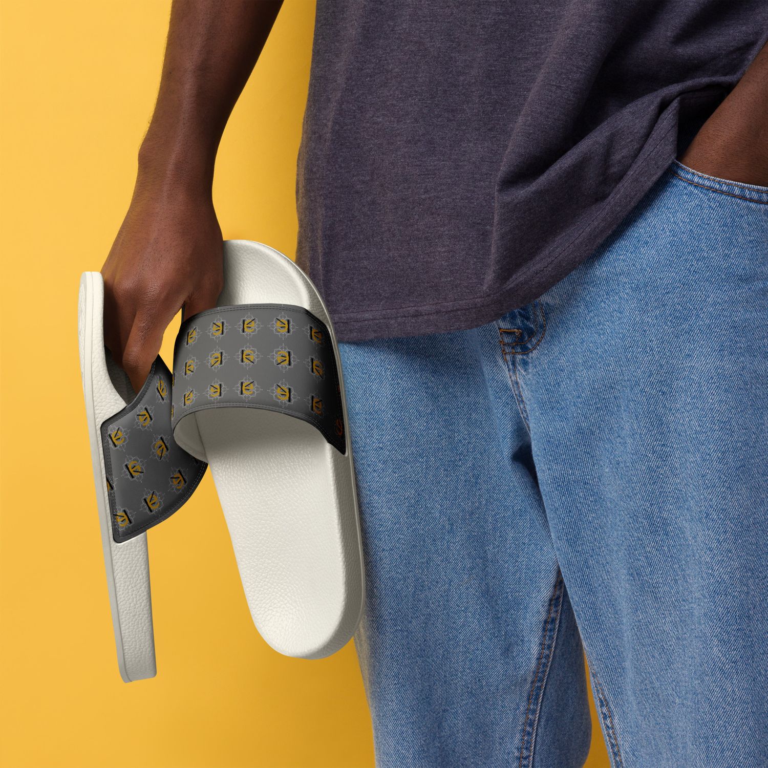 kery2367-herren-slides-fussbett-detail-luxury-streetwear