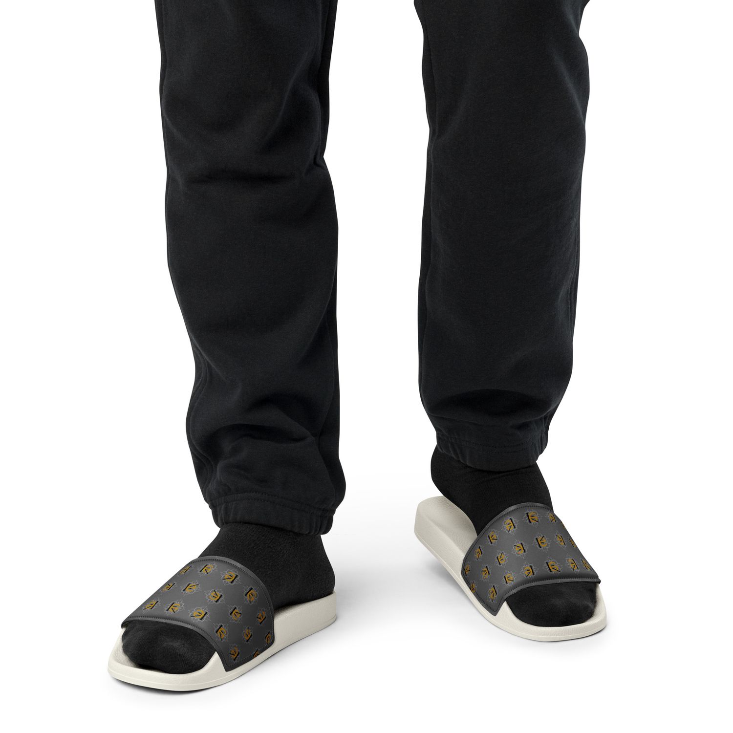 kery2367-herren-slides-fussbett-detail-luxury-streetwear