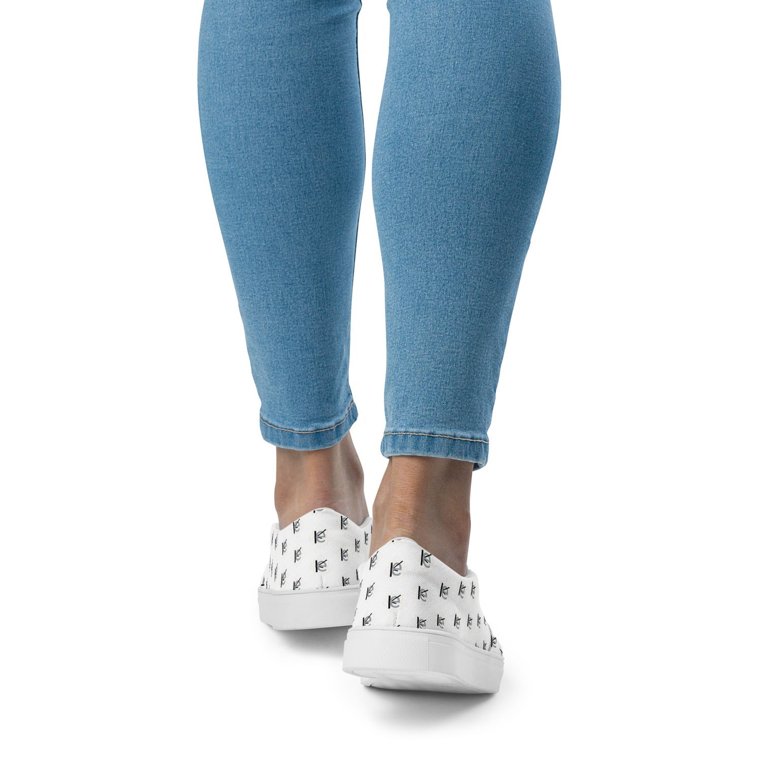 kery2367-damen-slip-on-schuhe-luxury-streetwear-schwarz-vorderseite