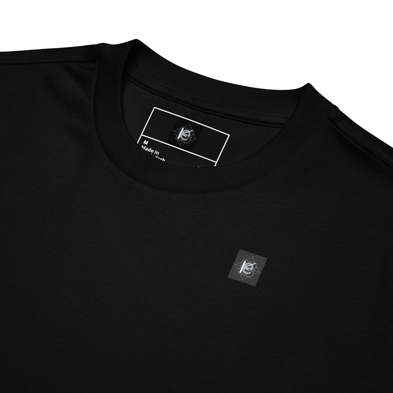 Luxury streetwear-Urban Look mit einem Oversized T-Shirt – ein absolutes Must-Have für Streetwear-Fans.**