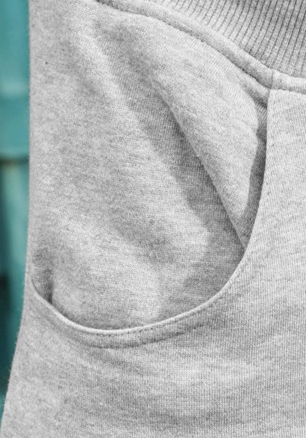 kery2367-deep-crochet-sweatpants-getragen-oversized-streetwear-look