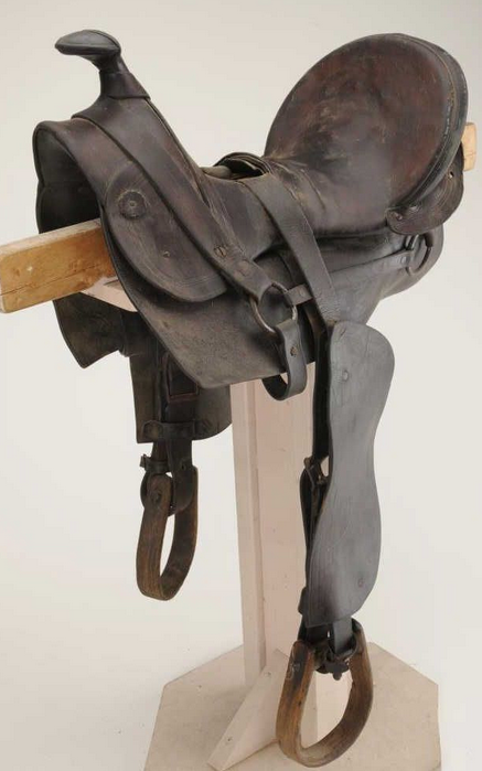 Half Seat High Back Saddle