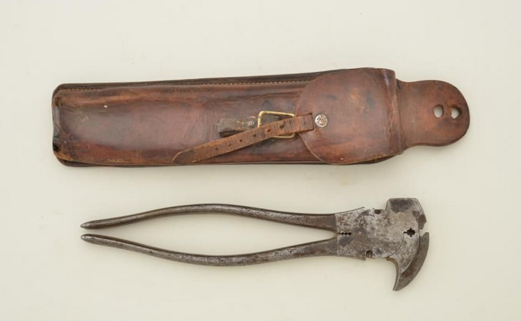 2 fencing combination tools