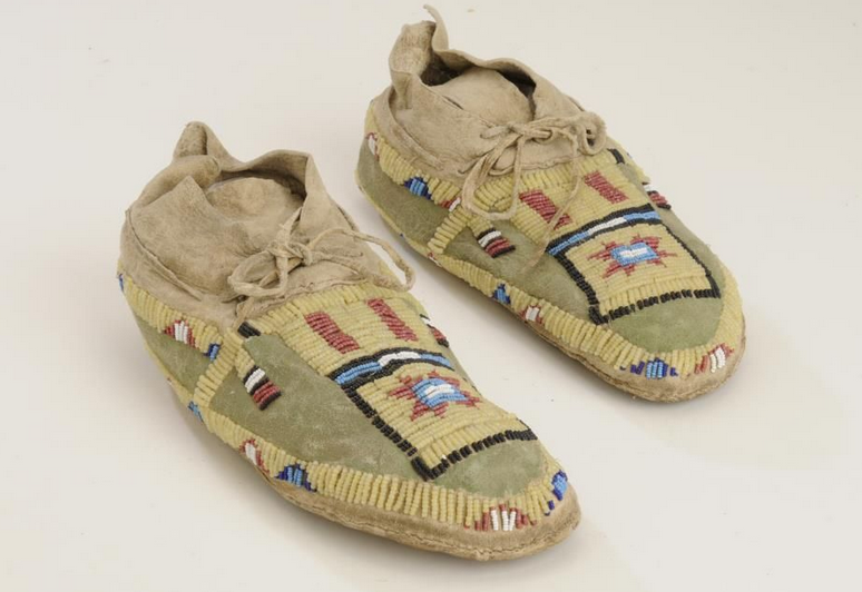Cheyenne Moccasins