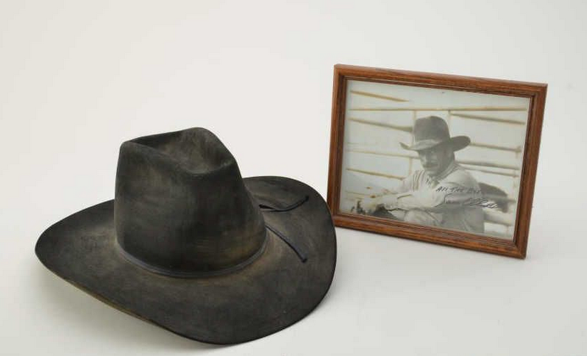 Sam Elliott&#39;s Hat and Autographed Framed Photo