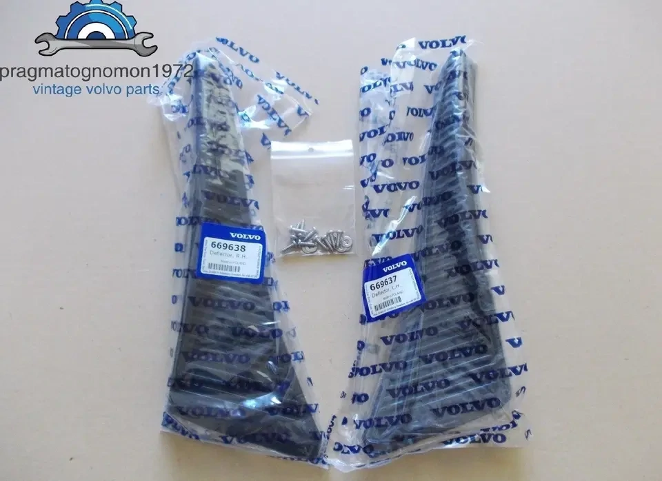 VOLVO 669637 - 669638 P1800 RUBBER STONE GUARDS SET FOR REAR WINGS +SCREW set