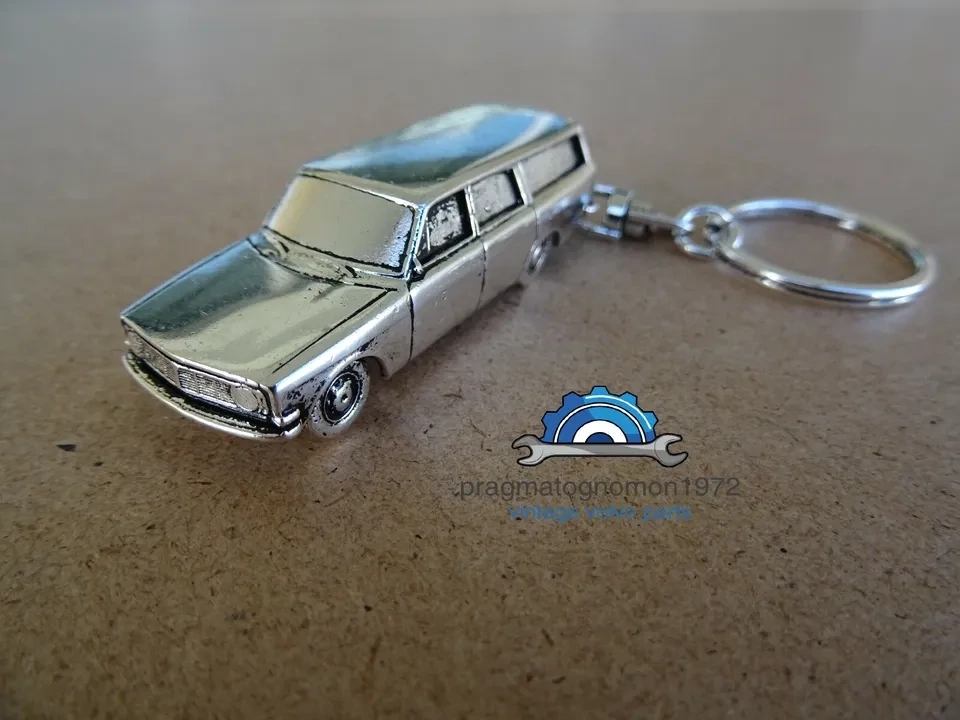 VOLVO 140 144 STATION WAGON KEYCHAIN SILVER PLATED GIFT