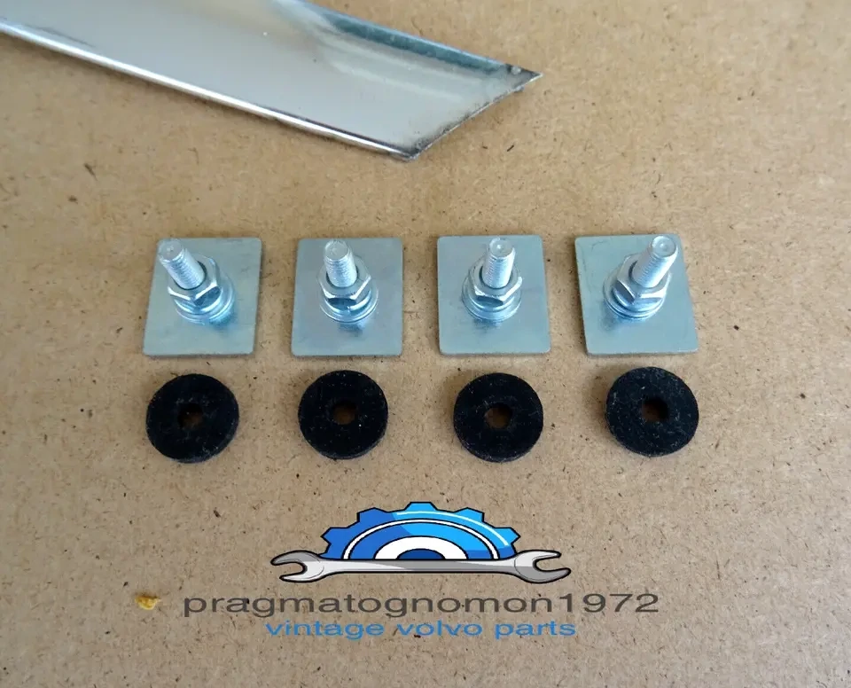 VOLVO AMAZON 121 122 C PILLAR TRIM CLIPS set
