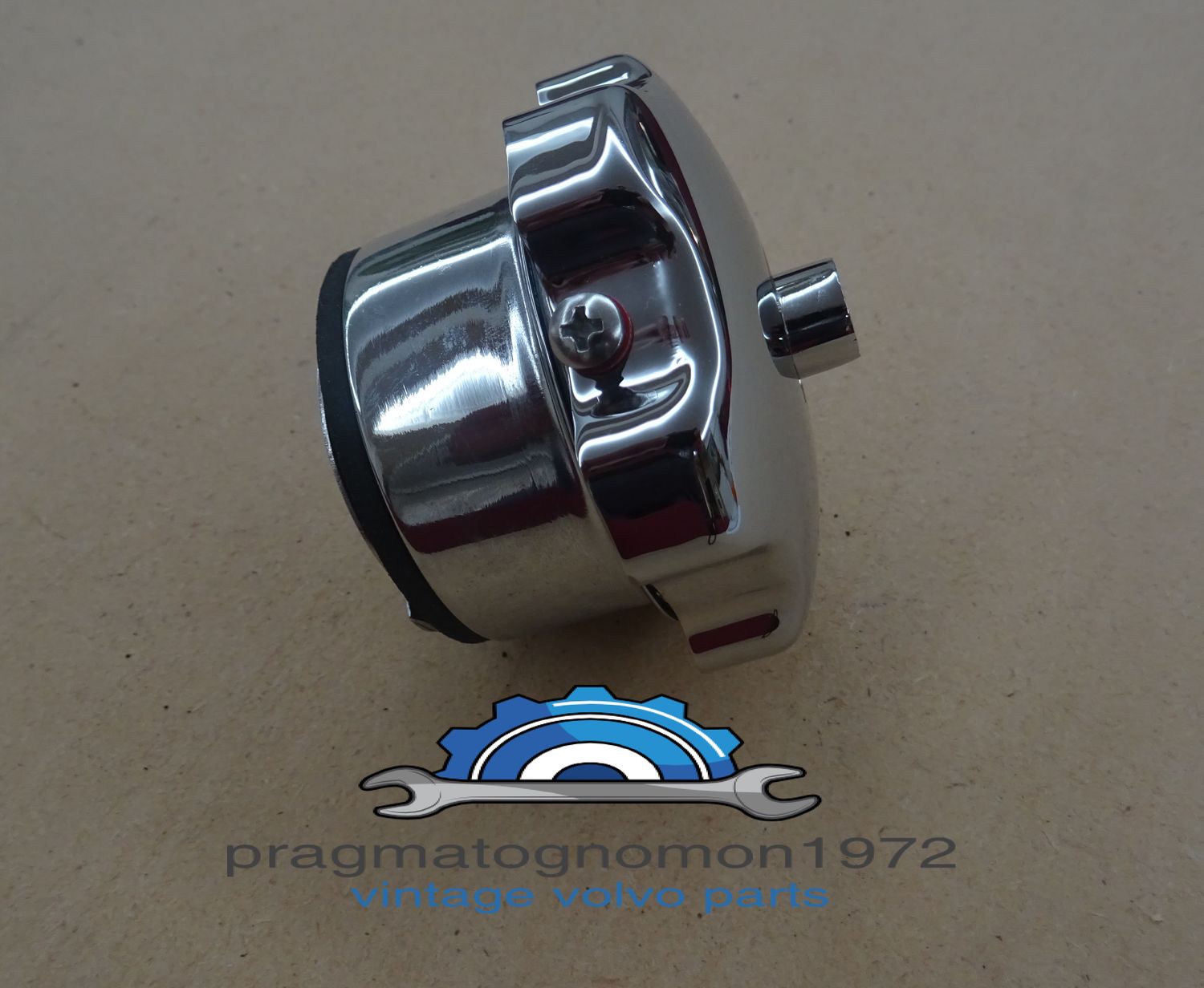 VOLVO 240 OIL FILLER CAP CHROME PLATED #1