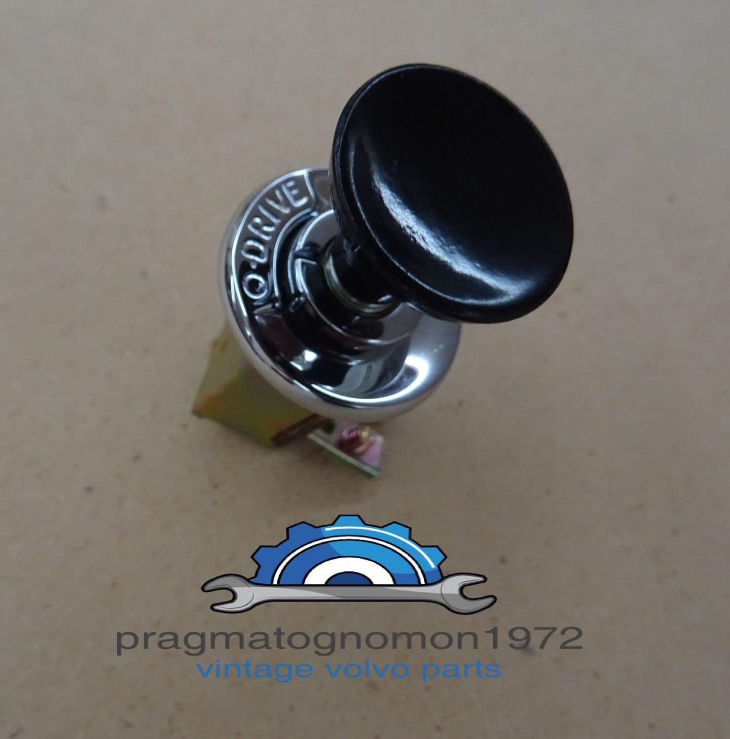 VOLVO AMAZON PV544 OVERDRIVE BEZEL AND SWITCH set