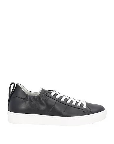 BY A. Sneakers