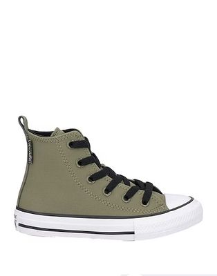 CONVERSE
Sneakers