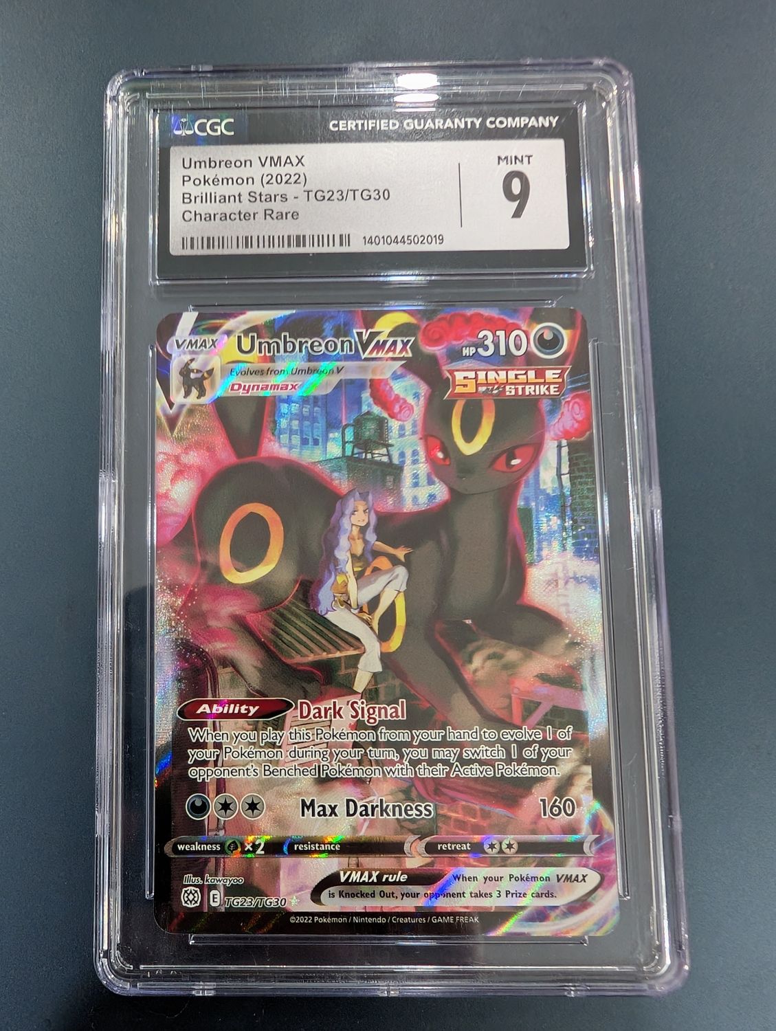 Pokemon Umbreon VMAX TG23 - Brilliant Stars - CGC 9
