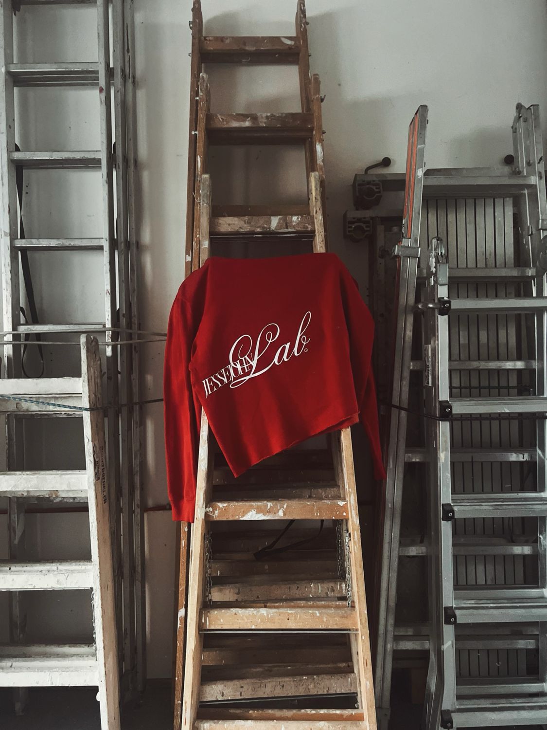 Jesse John Lab Crewneck (Size L)