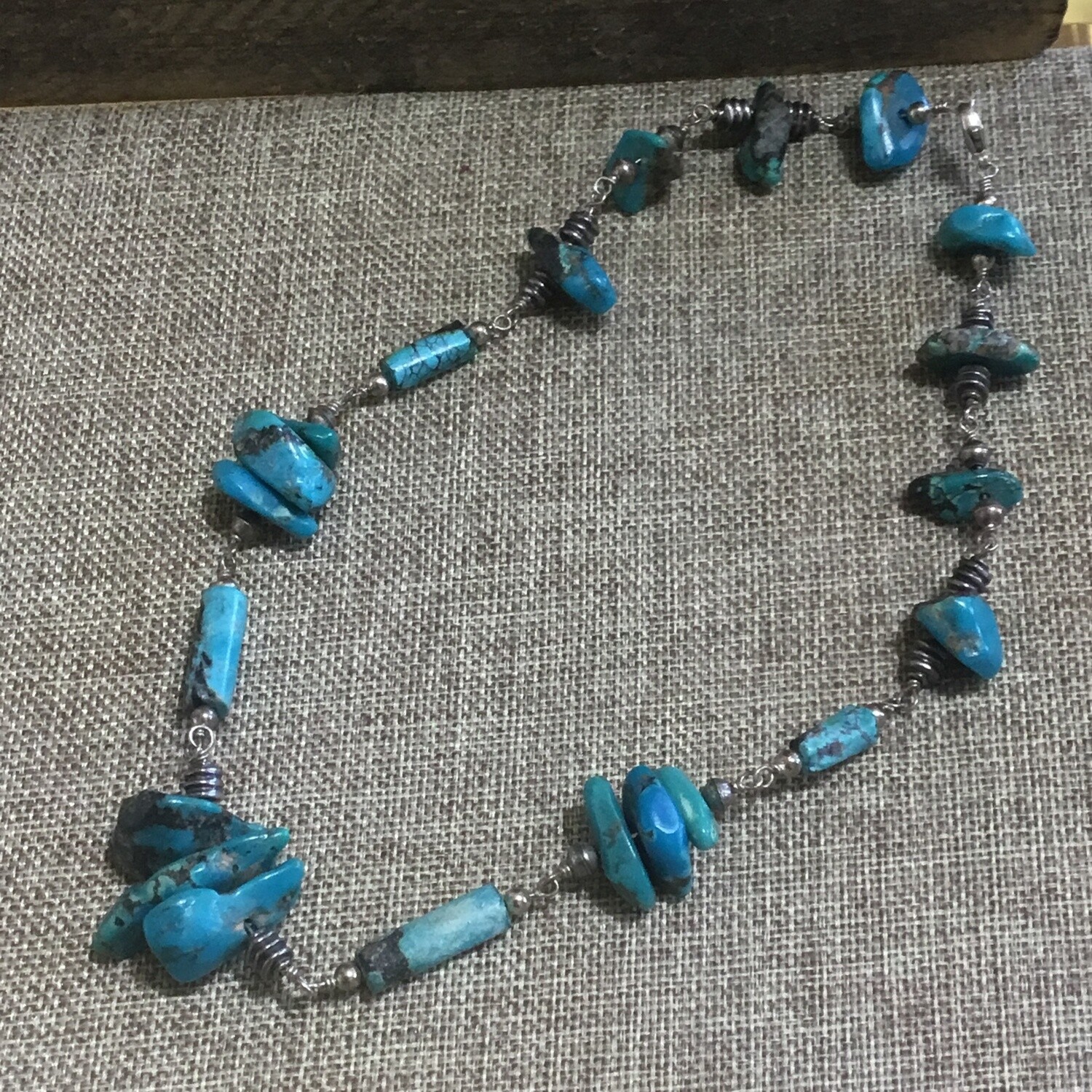 Vintage Navajo Turquoise Necklace MR-346