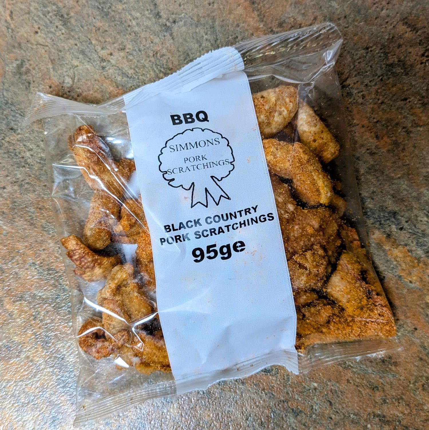Simmons BBQ Pork Scratchings 95g