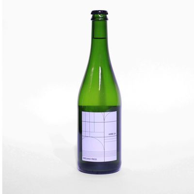 Midland Press Verse 24 ‘Col Fondo’ 75cl Midland Press Verse 24 ‘Col Fondo’ 75cl