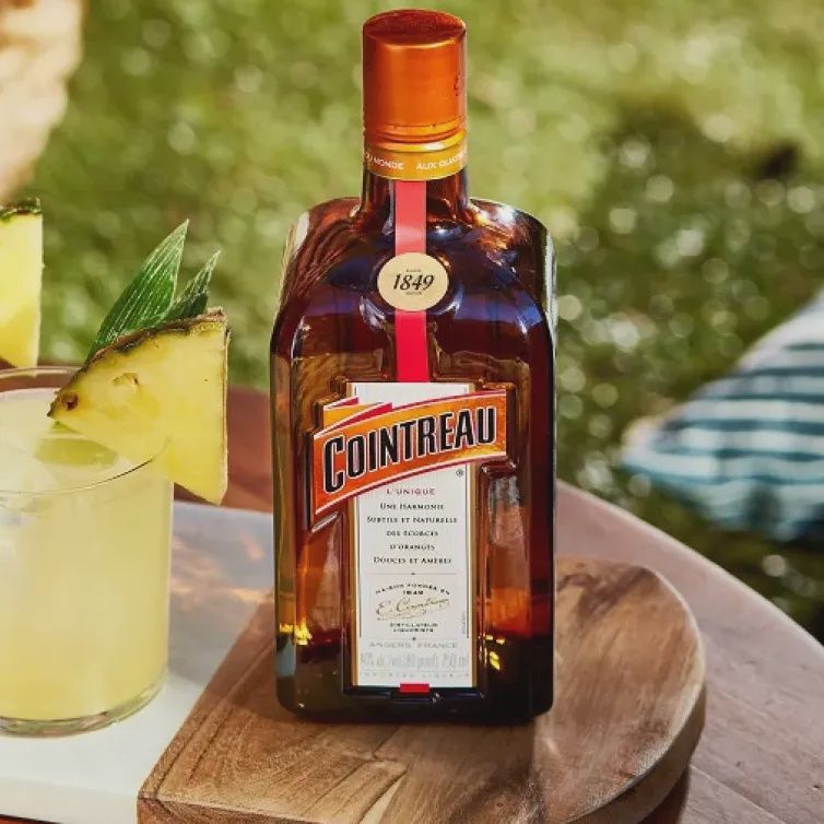 Cointreau Orange Liqueur Triple Sec 70cl