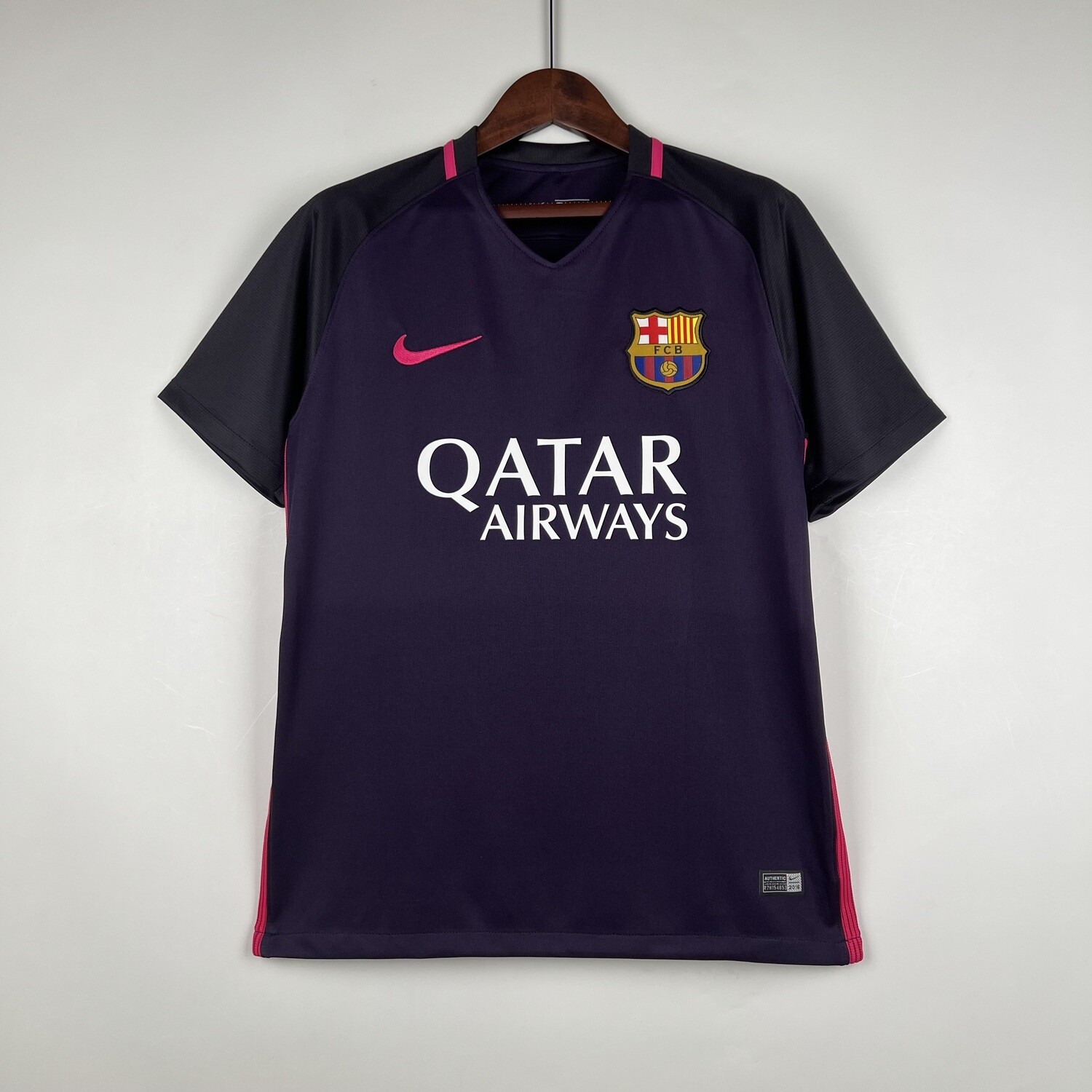 Barcelona FC 2016/17 Away Men&#39;s Jersey- Retro