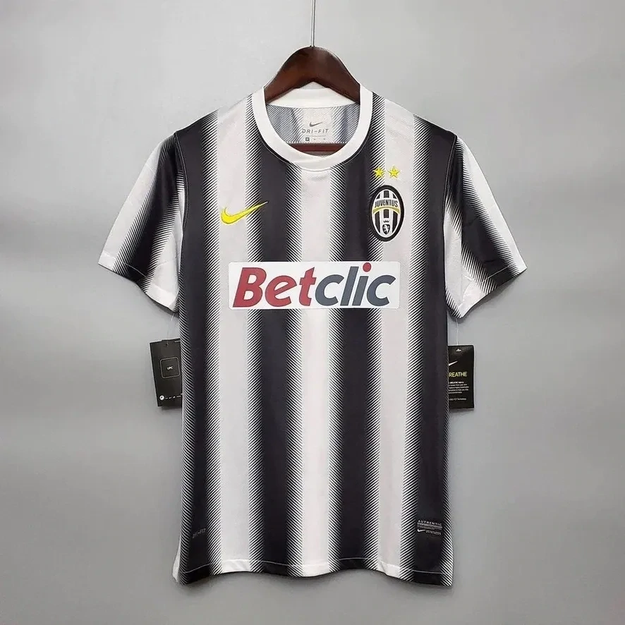 Juventus 2010/11 Home Men&#39;s Jersey- Retro