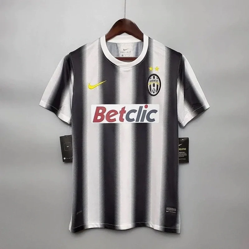 Juventus 2010/11 Home Men&#39;s Jersey- Retro