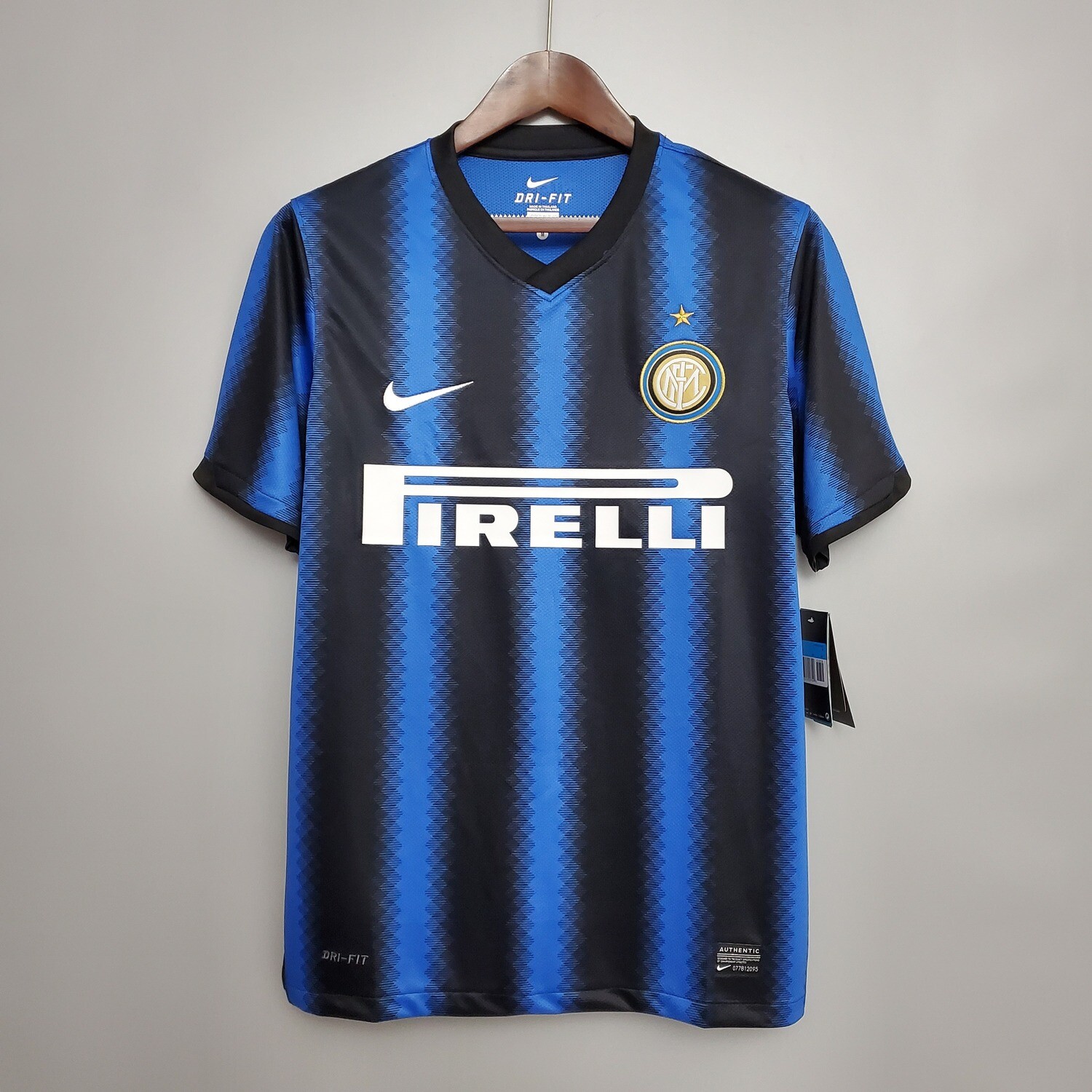 Inter Milan 2010/11 Home Men&#39;s Jersey- Retro
