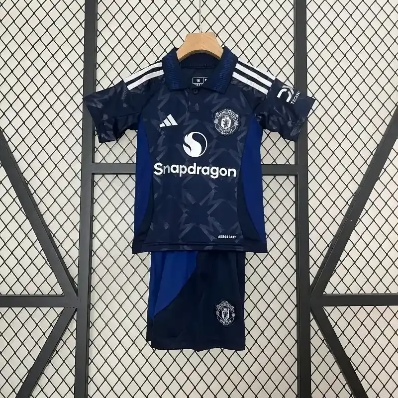 Manchester United 24/25 Away Kid&#39;s Jersey &amp; Shorts