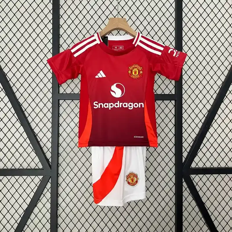 Manchester United 24/25 Home Kid&#39;s Jersey &amp; Shorts