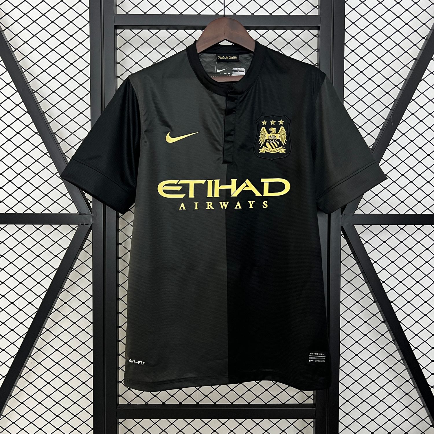 Manchester City 2013/14 Away Men&#39;s Jersey- Retro