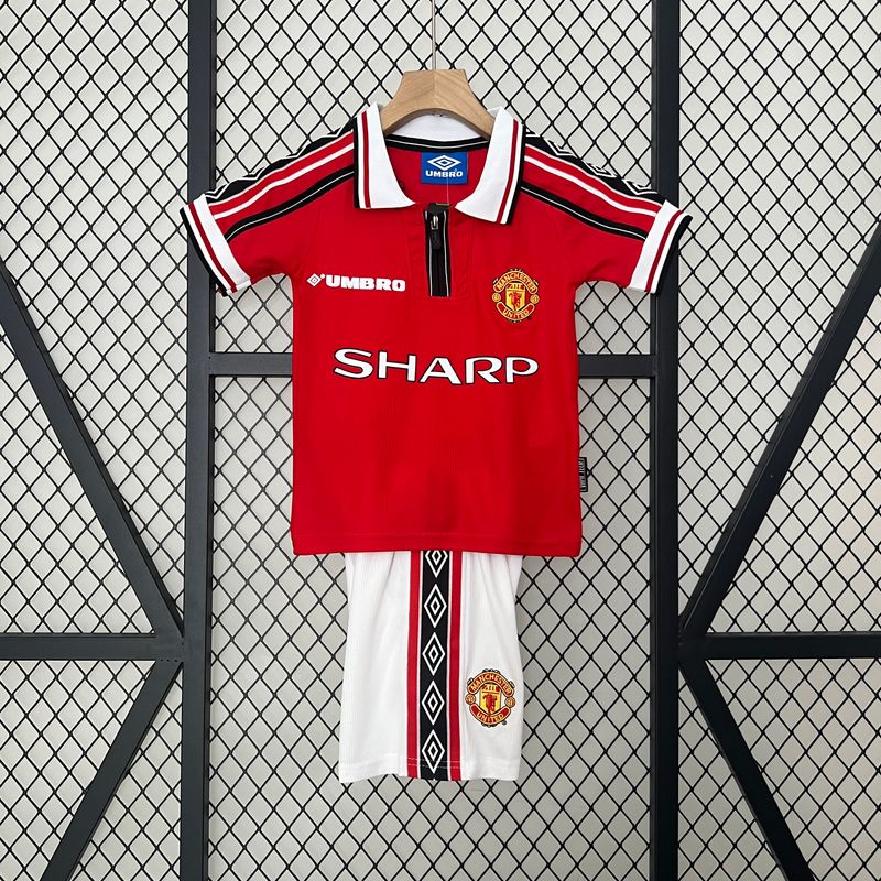 Manchester United 1998/99 Home Kid&#39;s Jersey &amp; Shorts
