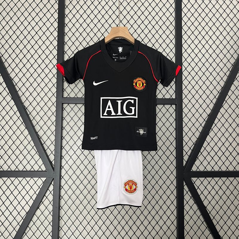 Manchester United 2007/08 Away Kid&#39;s Jersey &amp; Shorts- Retro