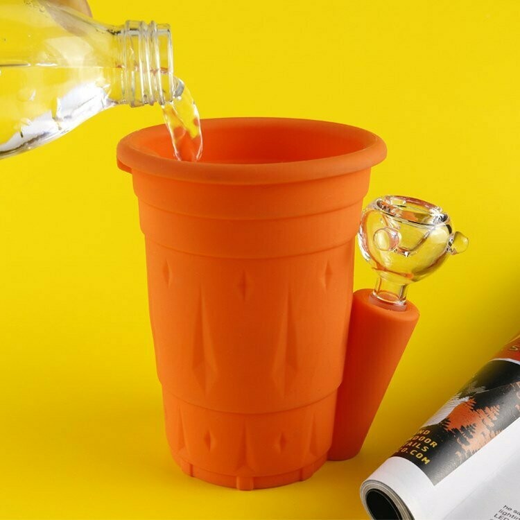 Silicone Drinking Water Cup &amp; Smoking Weed Bubbler