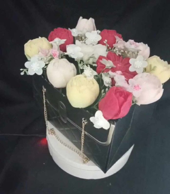 sac a main avec fleur en fondants