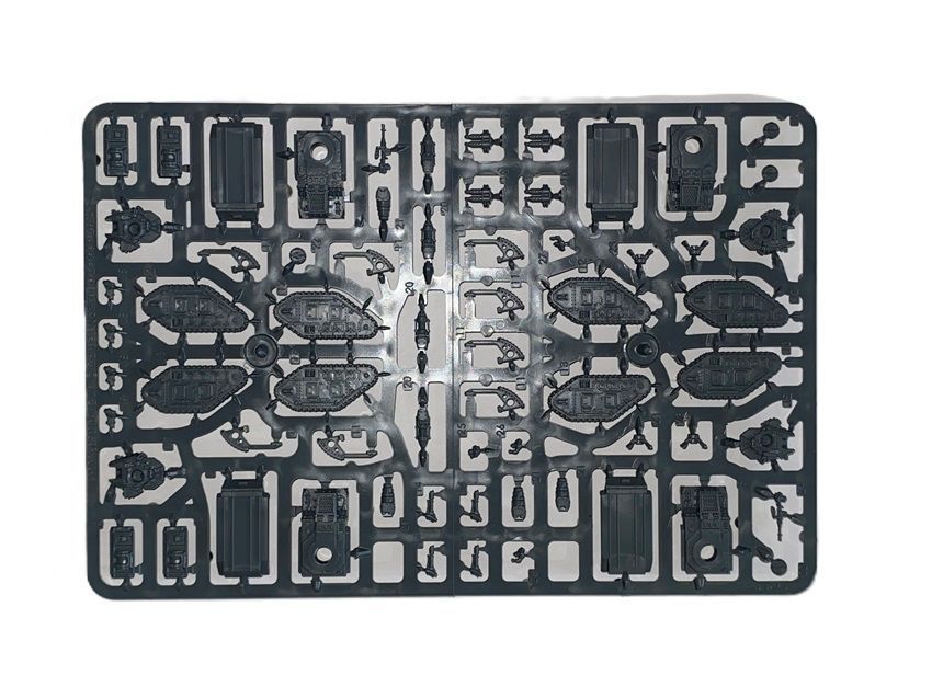 A Leman Russ Executioners / Demolishers  4 Tanks On Sprue
