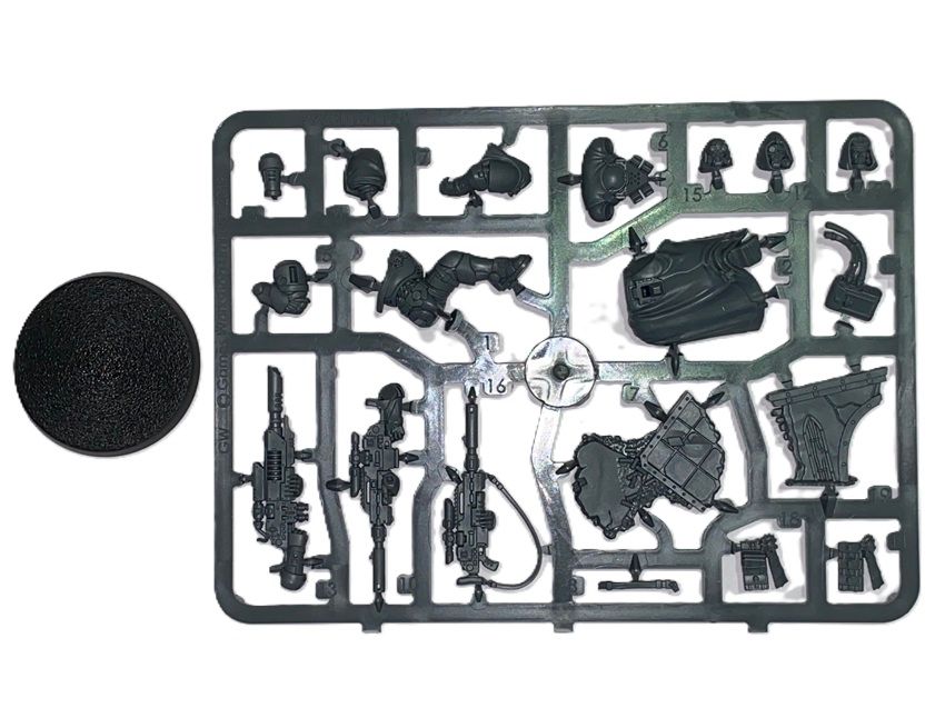 Space Marines Eliminator #3 A Single Figure On The Sprue