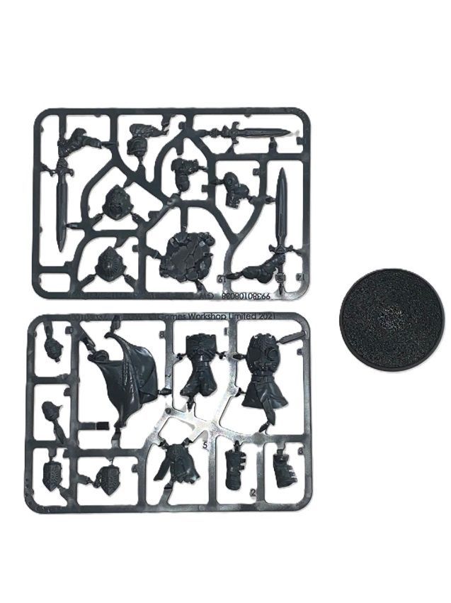 Adeptus Custodes Blade Champion Single Figure On Sprues - BS