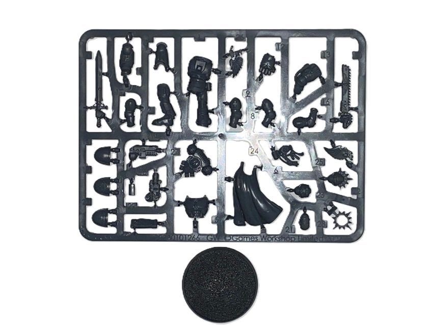 Blood Angels Space Marine Captain Single Figure On Sprue - CPBA