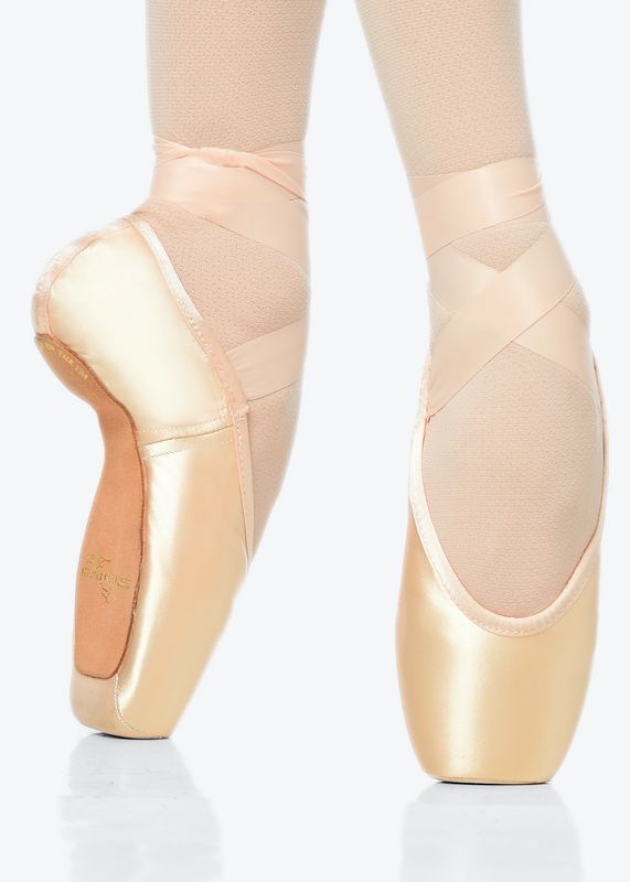 Gaynor Minden Classic Fit Pointe Shoe
