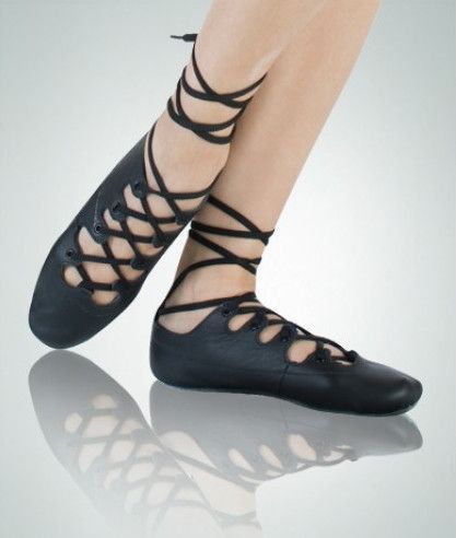 Body Wrappers Bernadette Irish Ghillie Shoe