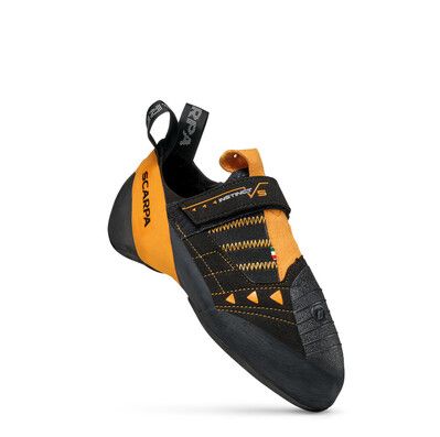 Instinct VS, Color: Black/Orange, Size: 39