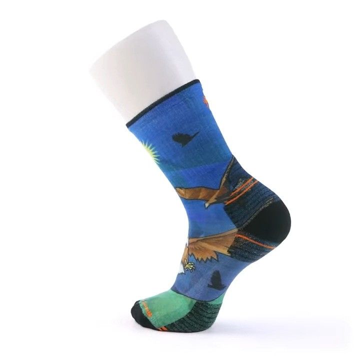 Hike Targeted Cushion Eagle Print Crew, Color: Laguna Blue, Size: M
