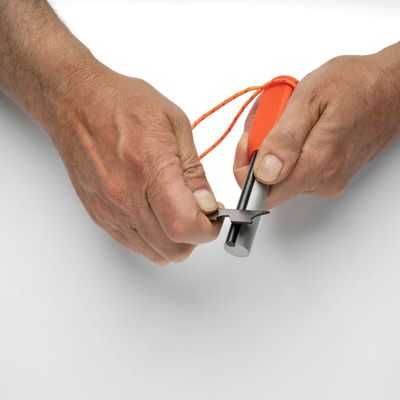 MAG Striker with tinder cord